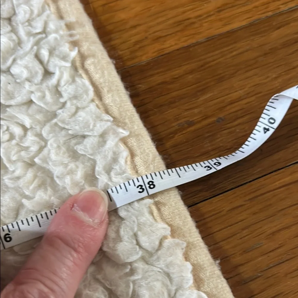 BOGO Cream Pet Mat with Paw Print